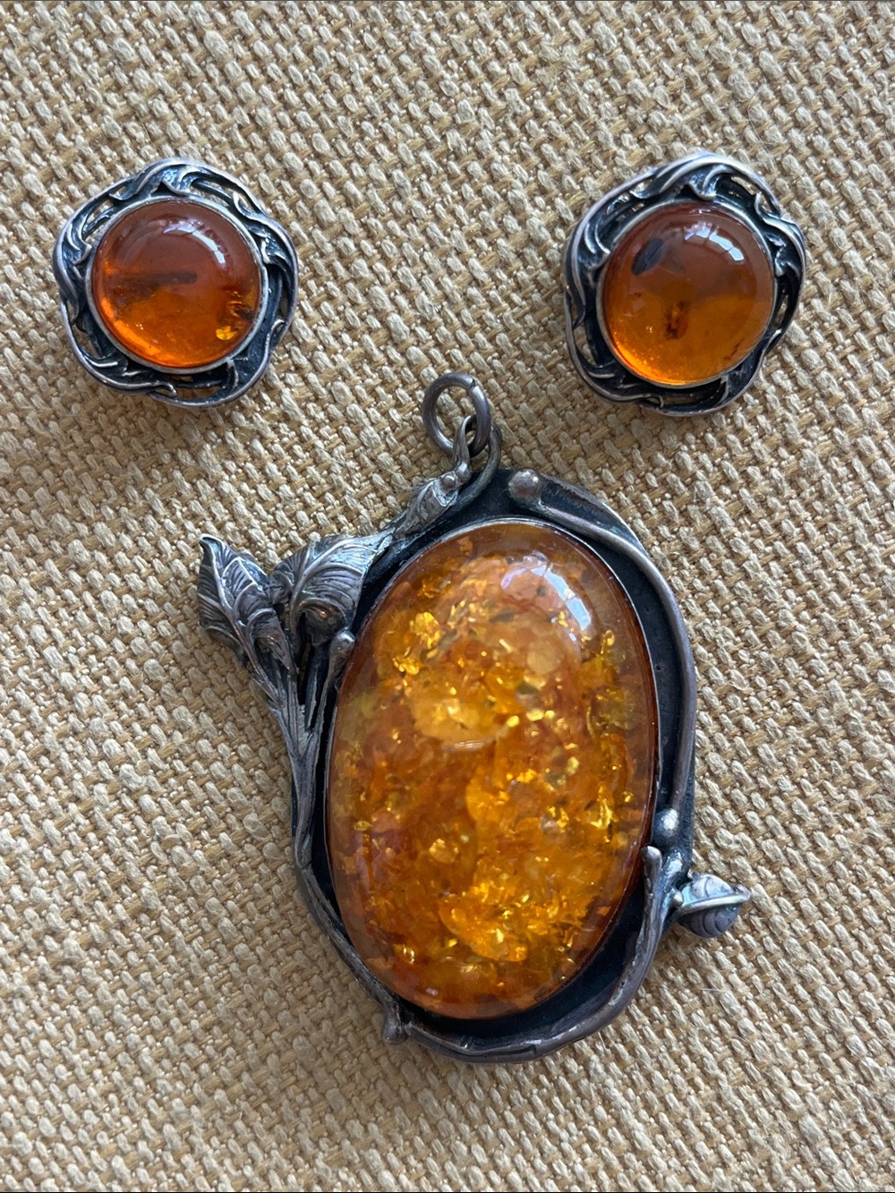 Amber and Sterling silver Pendant and clip-on earrings
